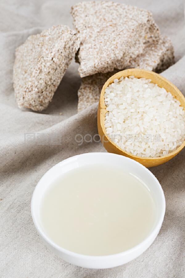 米酒与米酒 同名异实的酿造智慧